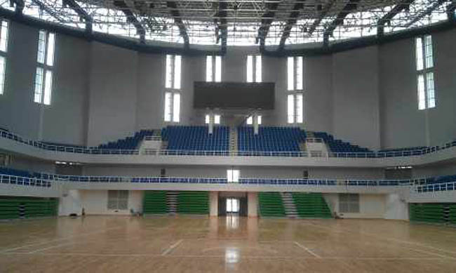 玉树体育场看台网架工程